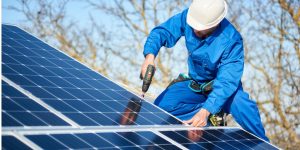 Installation Maintenance Panneaux Solaires Photovoltaïques à Champcenest